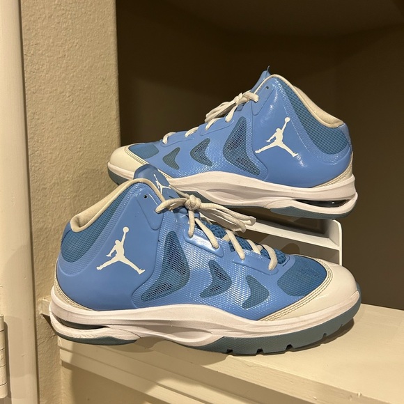 Nike Air Jordan Other - Nike Jordan Play In This 2 Men’s Sz 9 Basketball Shoes 510581-400 Carolina Blue